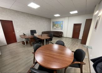 Сдаю в аренду офис, 40.2 м2, Гатчина, Индустриальная улица, 41