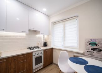 Продается двухкомнатная квартира, 42.2 м2, Калининград, улица Дмитрия Донского, 3Б