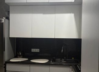 Продам трехкомнатную квартиру, 104 м2, Махачкала, Ленинский внутригородской район, Халимбекаульская улица, 33Бк2