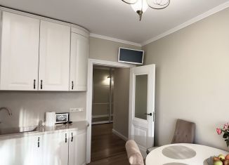 3-комнатная квартира на продажу, 82.8 м2, Краснодар, Круговая улица, 4Вк7, Фестивальный микрорайон