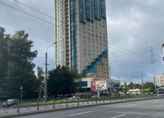 Сдача в аренду 3-комнатной квартиры, 97 м2, Санкт-Петербург, проспект Ветеранов, 36к2, метро Проспект Ветеранов