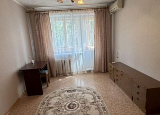 Сдаю 1-ком. квартиру, 30 м2, Оренбург, улица Чкалова, 30, Ленинский район
