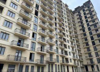 Продам 1-комнатную квартиру, 50 м2, Махачкала, 1-й проезд Амет-Хана Султана, 12