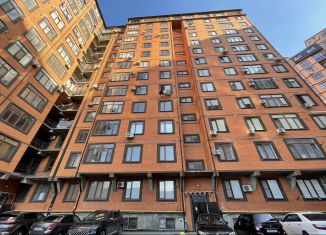 Продажа 2-комнатной квартиры, 65 м2, Махачкала, улица Даниялова, 112А