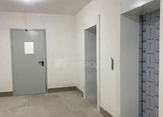 Продается 1-комнатная квартира, 42 м2, Новосибирск, метро Золотая Нива, Плющихинская улица, 2