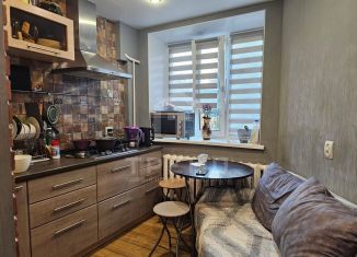 Продаю 1-ком. квартиру, 41 м2, Санкт-Петербург, проспект Художников, 33к1, метро Озерки