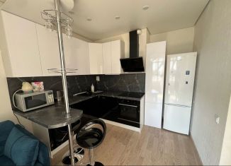 Сдаю 1-комнатную квартиру, 36 м2, Екатеринбург, метро Ботаническая, улица Академика Постовского, 17А