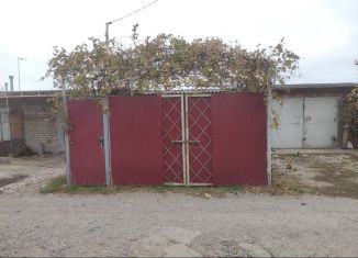 Продаю гараж, 24 м2, Ейск