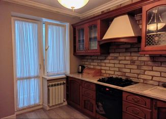 Сдается 1-комнатная квартира, 40 м2, Псков, Лагерная улица, 5А