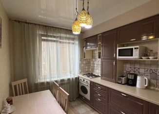 4-ком. квартира на продажу, 77.7 м2, Оренбург, улица Чкалова, 55