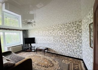 Однокомнатная квартира на продажу, 30.4 м2, Серов, улица Фуфачева, 6