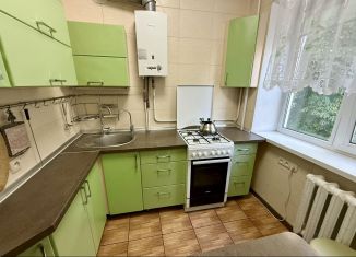 Продаю трехкомнатную квартиру, 61.5 м2, Симферополь, бульвар Ивана Франко, 7