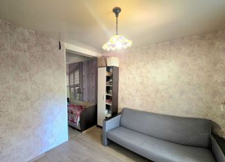 Продаю 1-комнатную квартиру, 27 м2, Таганрог, Кольцовская улица, 76