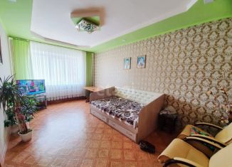 Продается 4-ком. квартира, 86.3 м2, Стерлитамак, Коммунистическая улица, 80
