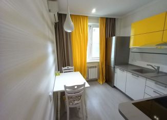 Продаю однокомнатную квартиру, 40 м2, Ростов-на-Дону, Извилистая улица, 17/1