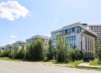 Продаю 3-ком. квартиру, 108.2 м2, деревня Дударева, улица Сергея Джанбровского, 6