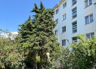 Продается 3-ком. квартира, 51 м2, Геленджик, улица Грибоедова, 25