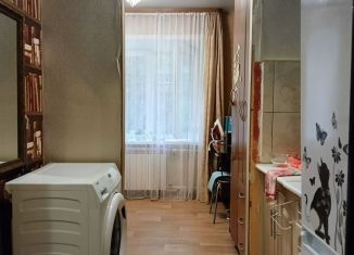 Продается однокомнатная квартира, 13 м2, Липецк, улица Космонавтов, 82/2