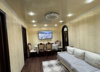 Продам четырехкомнатную квартиру, 61 м2, Аксай, проспект Ленина, 35