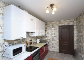 Продам 3-ком. квартиру, 79.5 м2, Тюмень, улица Избышева, 6, ЖК Нефтяник