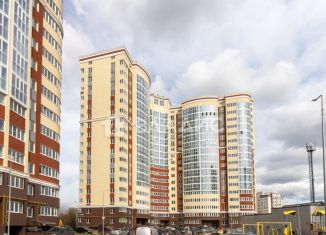 Продам 2-ком. квартиру, 68.5 м2, Владимир, улица Мира, 5В