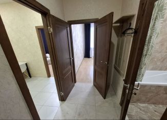 Продаю 2-ком. квартиру, 37 м2, Москва, САО, Смольная улица, 44к1
