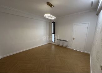 Продажа 2-ком. квартиры, 55 м2, Махачкала, улица Хаджи Булача, 21В