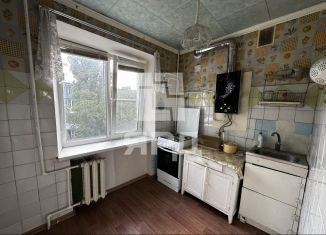 Продаю 3-ком. квартиру, 53 м2, Таганрог, 5-й Линейный проезд, 72-5