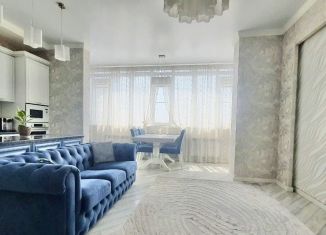 Сдаю в аренду 3-комнатную квартиру, 120 м2, Краснодар, улица имени Дзержинского, 93