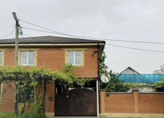 Продам дом, 200 м2, Таганрог, Кузнечная улица, 96