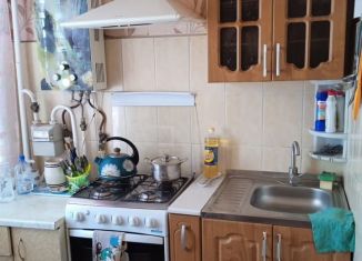 Продажа 4-комнатной квартиры, 58.2 м2, Россошь, Октябрьская площадь, 139А