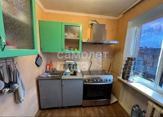 Продам 2-ком. квартиру, 45.4 м2, Кропоткин, Колхозный переулок, 16