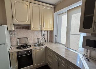 Сдача в аренду 3-комнатной квартиры, 44 м2, Ломоносов, улица Федюнинского, 3к2