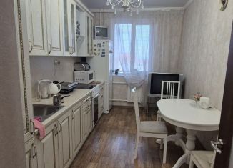 Продажа двухкомнатной квартиры, 58 м2, Татарстан, улица Хусаина Мавлютова, 42