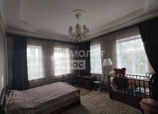 Продаю 3-ком. квартиру, 78.8 м2, Кропоткин, улица Гоголя, 20