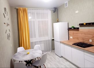 Продается 1-ком. квартира, 45 м2, Тверь, улица Благоева, 21