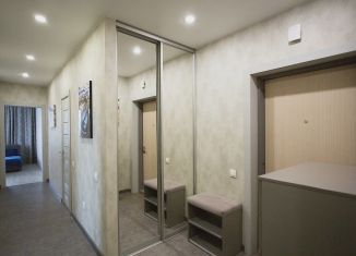 Продается 3-ком. квартира, 71.9 м2, Новосибирск, улица Кошурникова, 22, метро Золотая Нива