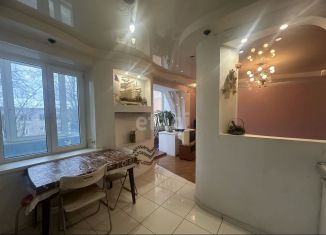 Продаю 3-комнатную квартиру, 61.3 м2, Волхов, улица Коммунаров, 17