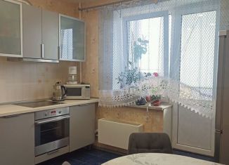 Продам 2-ком. квартиру, 62.8 м2, Татарстан, улица Юлиуса Фучика, 58Б