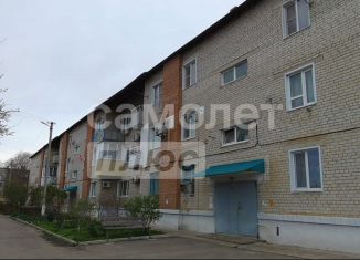 Продается трехкомнатная квартира, 65.5 м2, Гулькевичи, Северная улица, 23