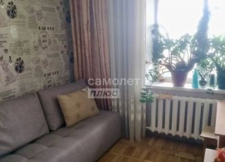 Продаю трехкомнатную квартиру, 65 м2, Армавир, улица Ефремова, 9