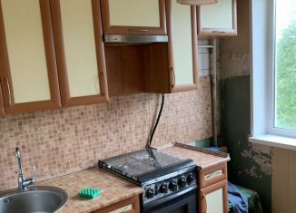 Сдача в аренду двухкомнатной квартиры, 47.7 м2, Гатчина, улица Карла Маркса, 8А