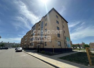 Продаю 2-ком. квартиру, 58.4 м2, Кропоткин, Берёзовый проезд, 1к3