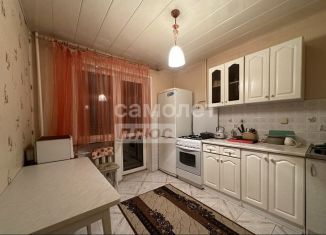 Продажа 2-комнатной квартиры, 60.2 м2, Кропоткин, Красная улица, 260