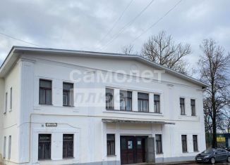 Продается помещение свободного назначения, 316 м2, Псков, улица Леона Поземского, 110