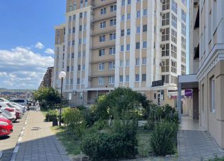 Продажа 2-ком. квартиры, 55 м2, Анапа, Таманская улица, 121к1, ЖК Бельведер