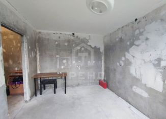 Продам 1-комнатную квартиру, 29 м2, Санкт-Петербург, улица Дыбенко, 38, метро Ладожская