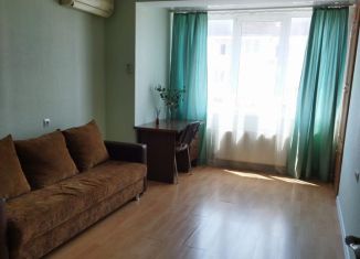 Сдача в аренду двухкомнатной квартиры, 44 м2, Краснодар, улица Селезнёва, 4/13к1, микрорайон Черемушки