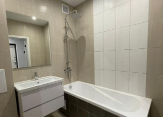 Продам 2-ком. квартиру, 38.9 м2, Республика Башкортостан, улица Гафури, 88/1