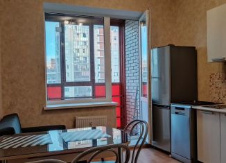 Сдам в аренду однокомнатную квартиру, 42 м2, Ленинградская область, улица Шоссе в Лаврики